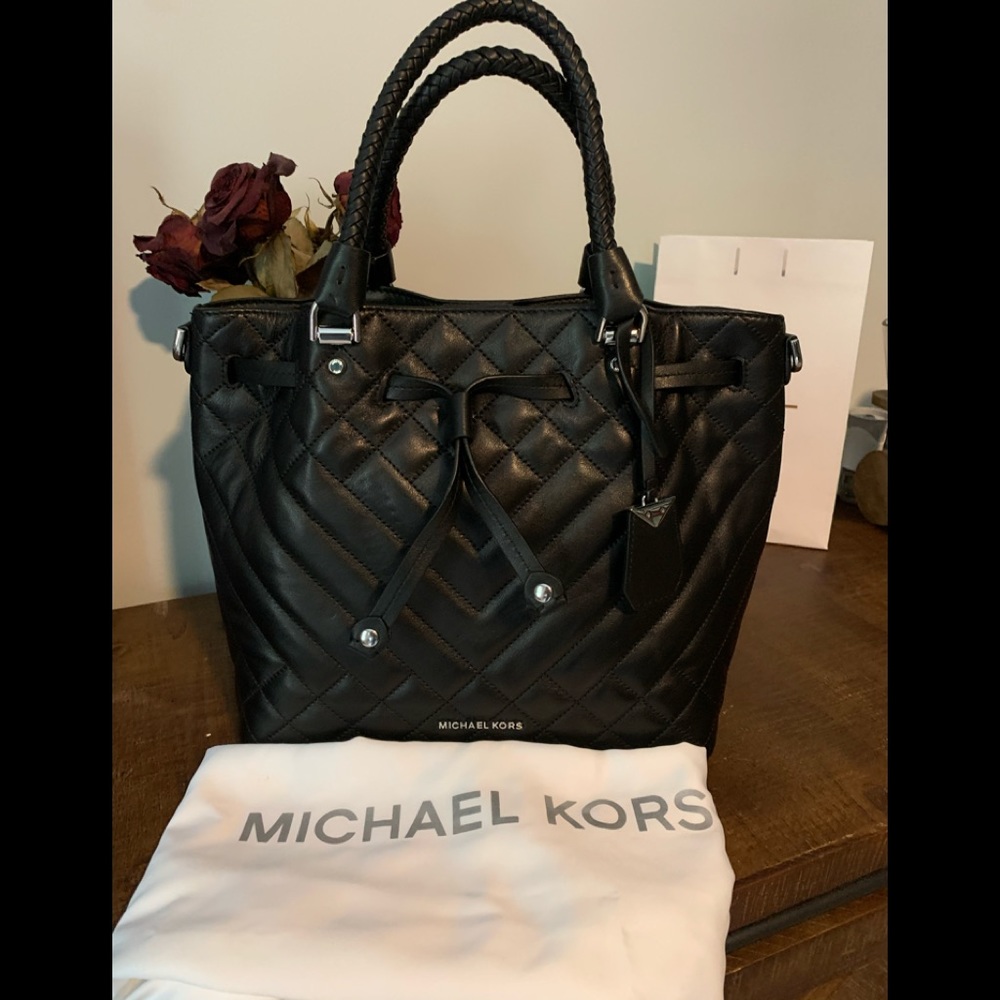 🌺🌺MICHAEL KORS HANDBAG 👜 🌺🌺
